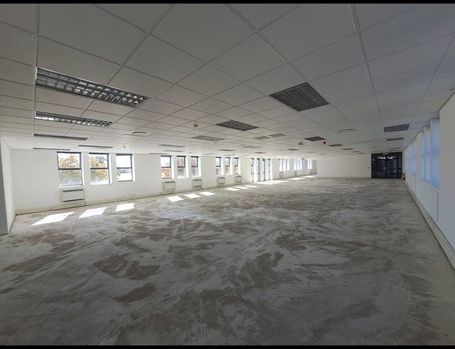 1,575M² OFFICE TO LET IN ILLOVO